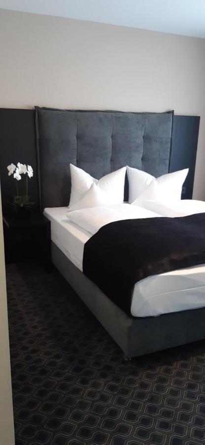 Remstal Hotel Вайнщад Екстериор снимка